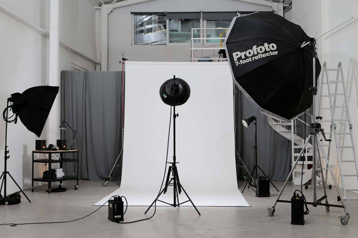 headshot studio athens