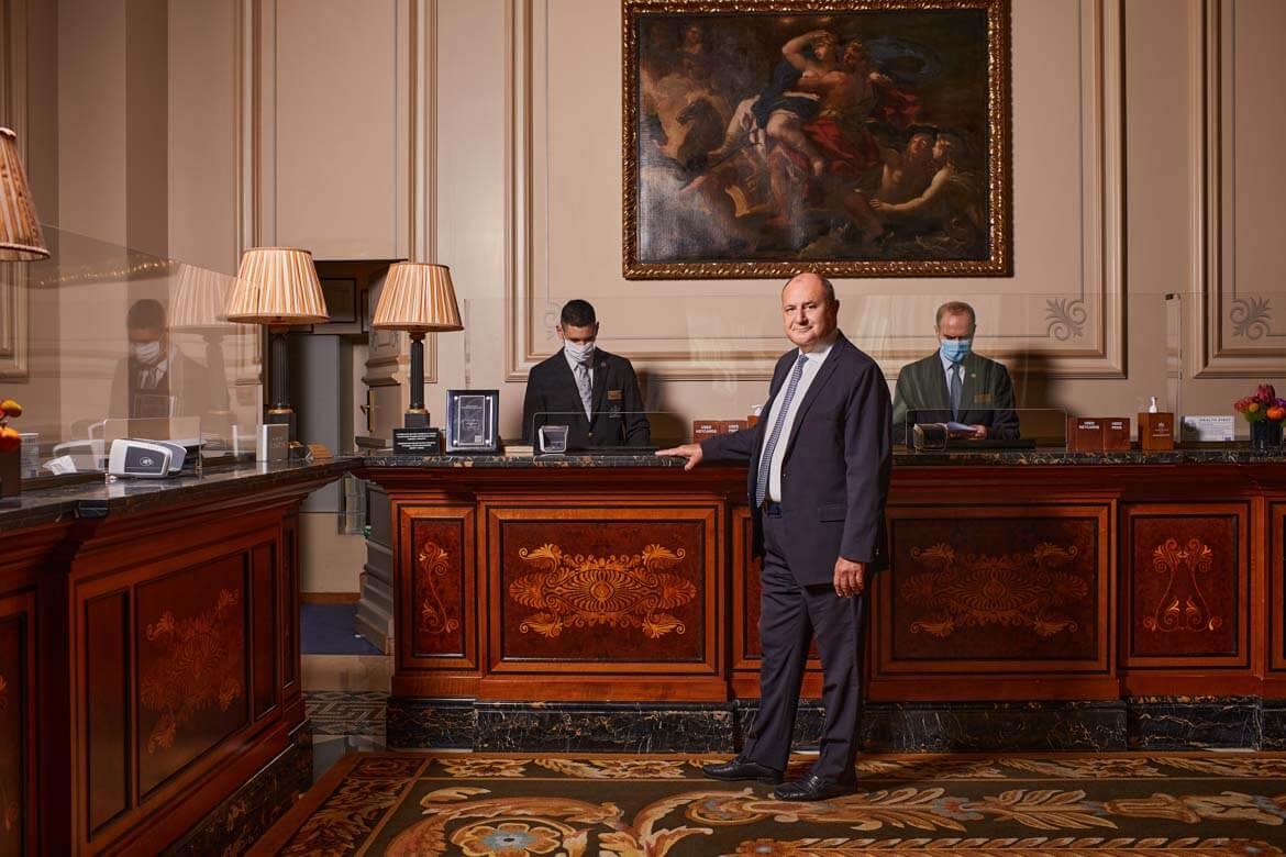 Tim_Ananiadis_Grand_Bretagne_Hotel_CEO_by_portrait_photographer_athens_greece_headshot_Dimitris_Vlaikos